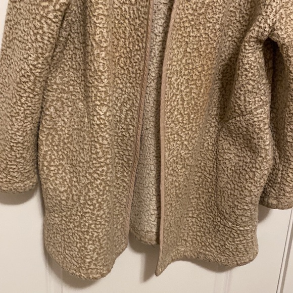 Me Jane Teddy Bear Oversized Open Face Shacket - Picture 3 of 7